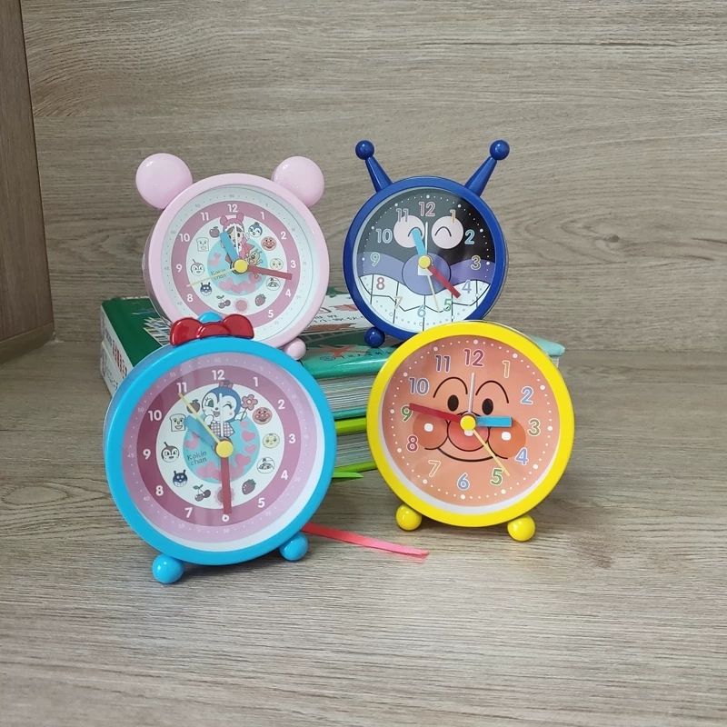 Free Cosplay Prop Patterns - Réveil mignon Anpanman, horloge de bureau